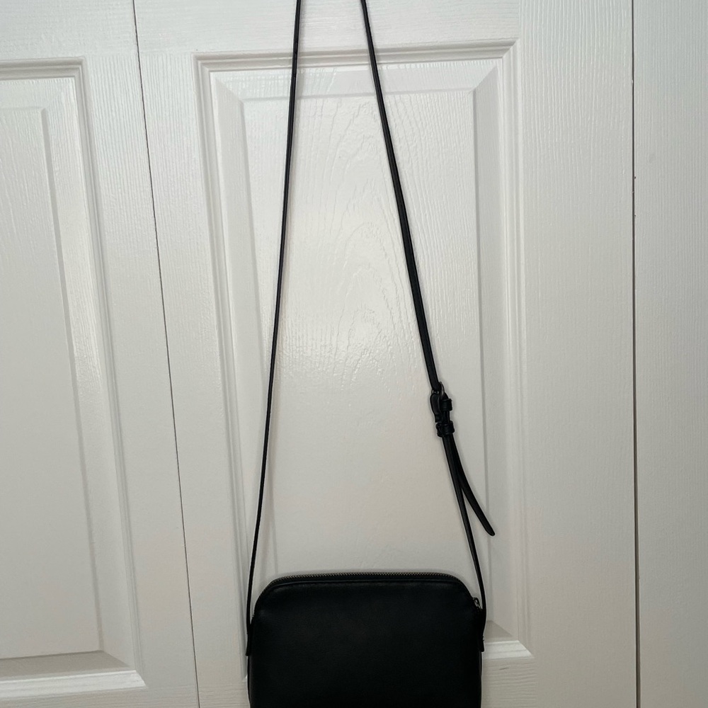 Universal Thread Black Crossbody Bag - Picture 12 of 14